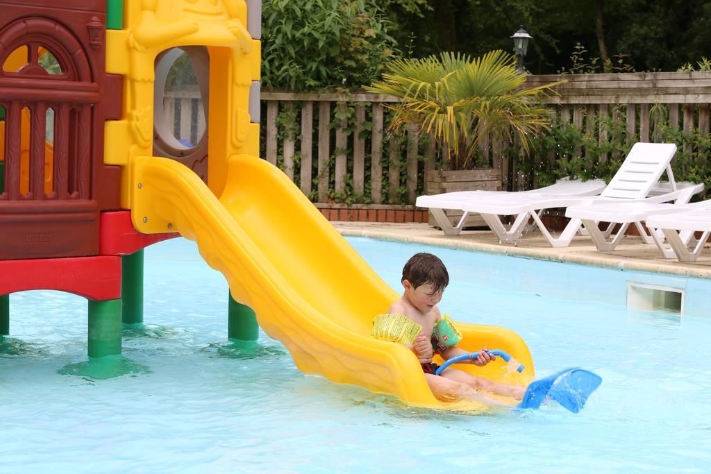 Camping Le Val De Trie Béhen Dış mekan fotoğraf